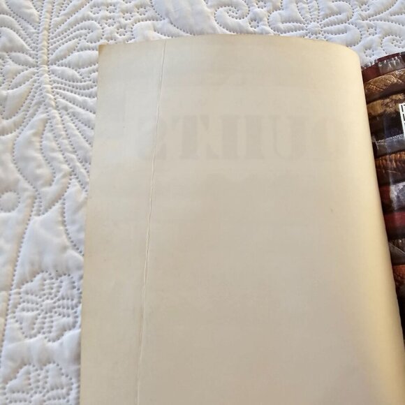 In Love With Quilts Book, 1993 Quilting Patterns & Instructions, Softcover - Picture 12 of 12